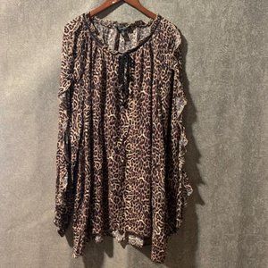Jessica Simpson Leopard Print Plus Size Top NWT - size 3x